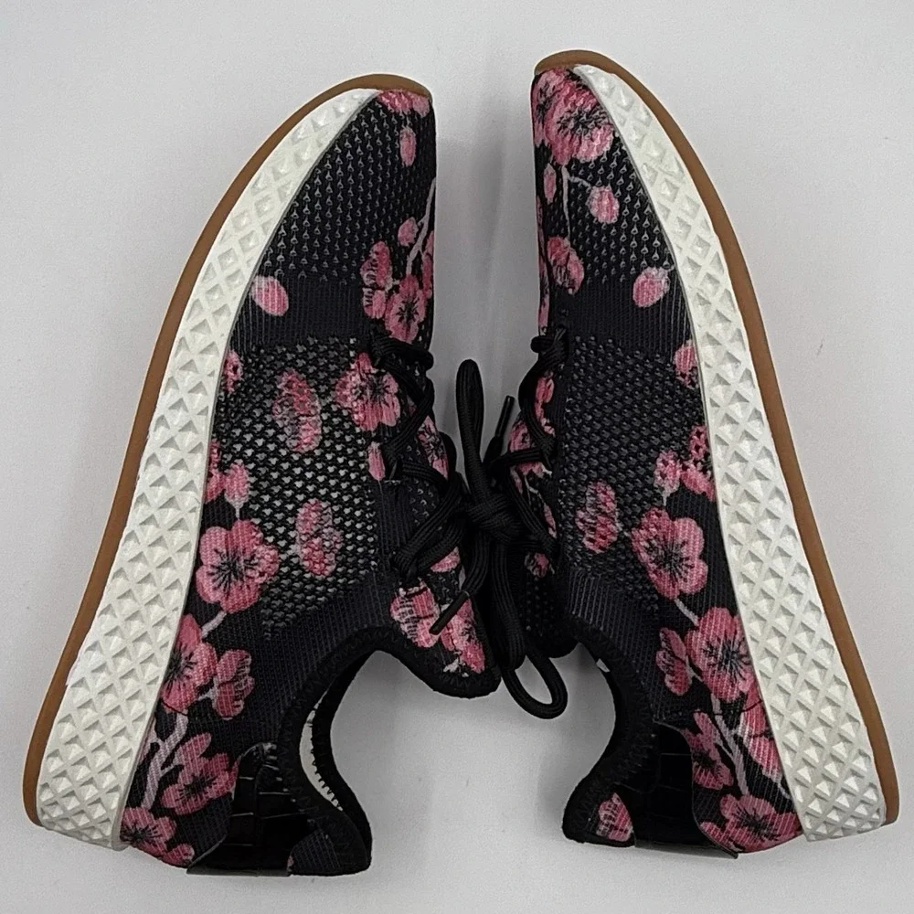Urban Sport‎ By J/Slides Black Pink Cherry blossom? Mesh Knit Sneakers Sz 7